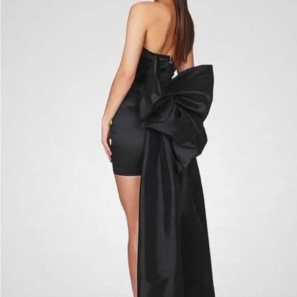 Beautiful party, cocktail, Christmas, New Years dress! All BLACK! 🖤🖤🎄🥳 - Picture 2 of 3